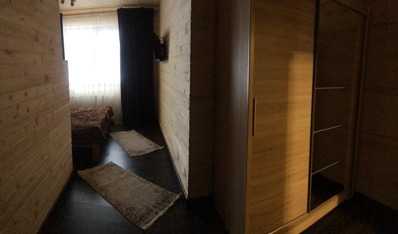 Опришок Hotel Poljanicja Kültér fotó