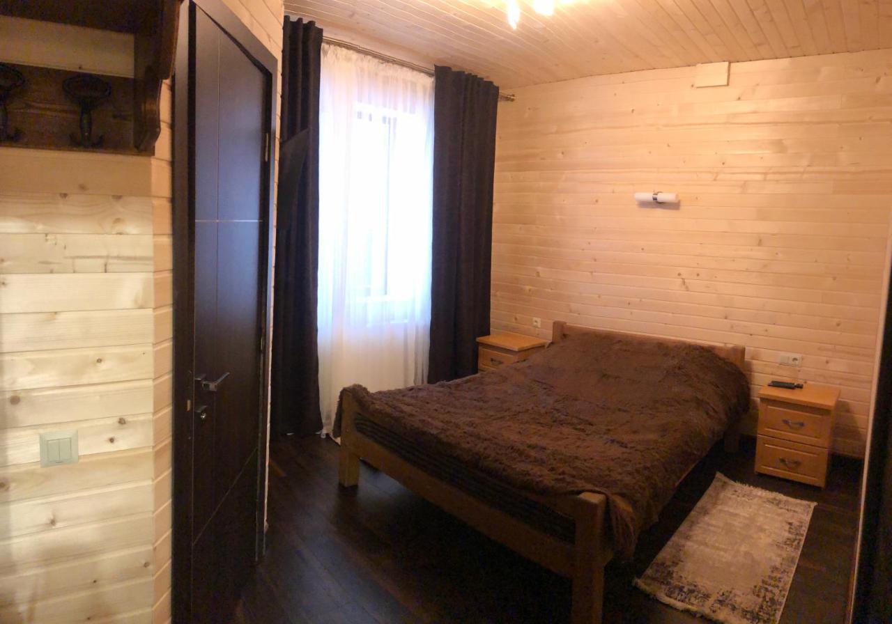 Опришок Hotel Poljanicja Kültér fotó