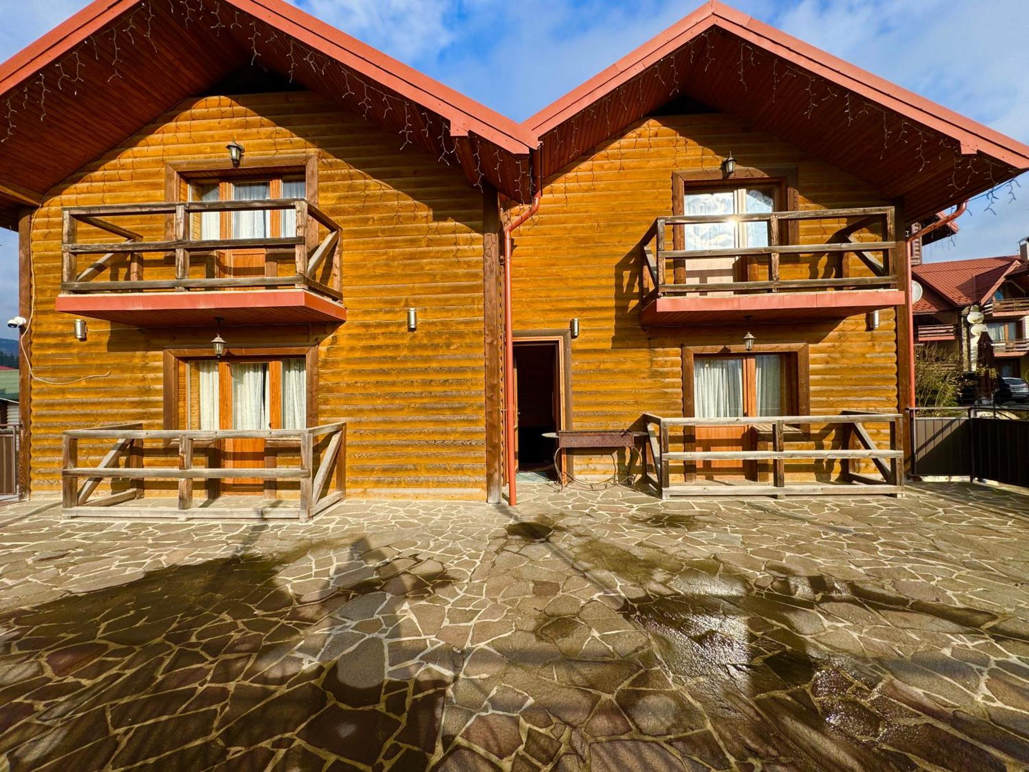 Опришок Hotel Poljanicja Kültér fotó