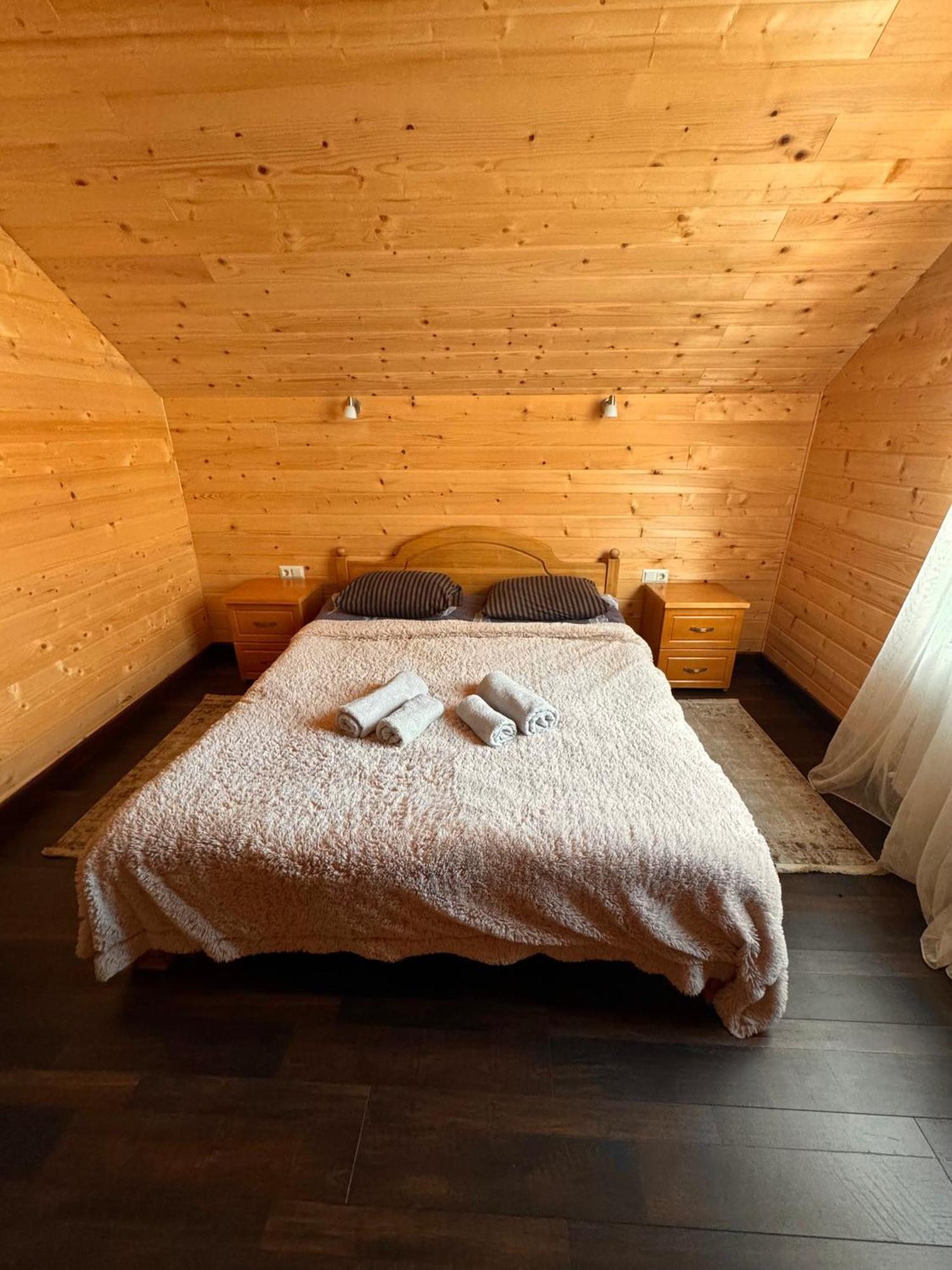 Опришок Hotel Poljanicja Kültér fotó