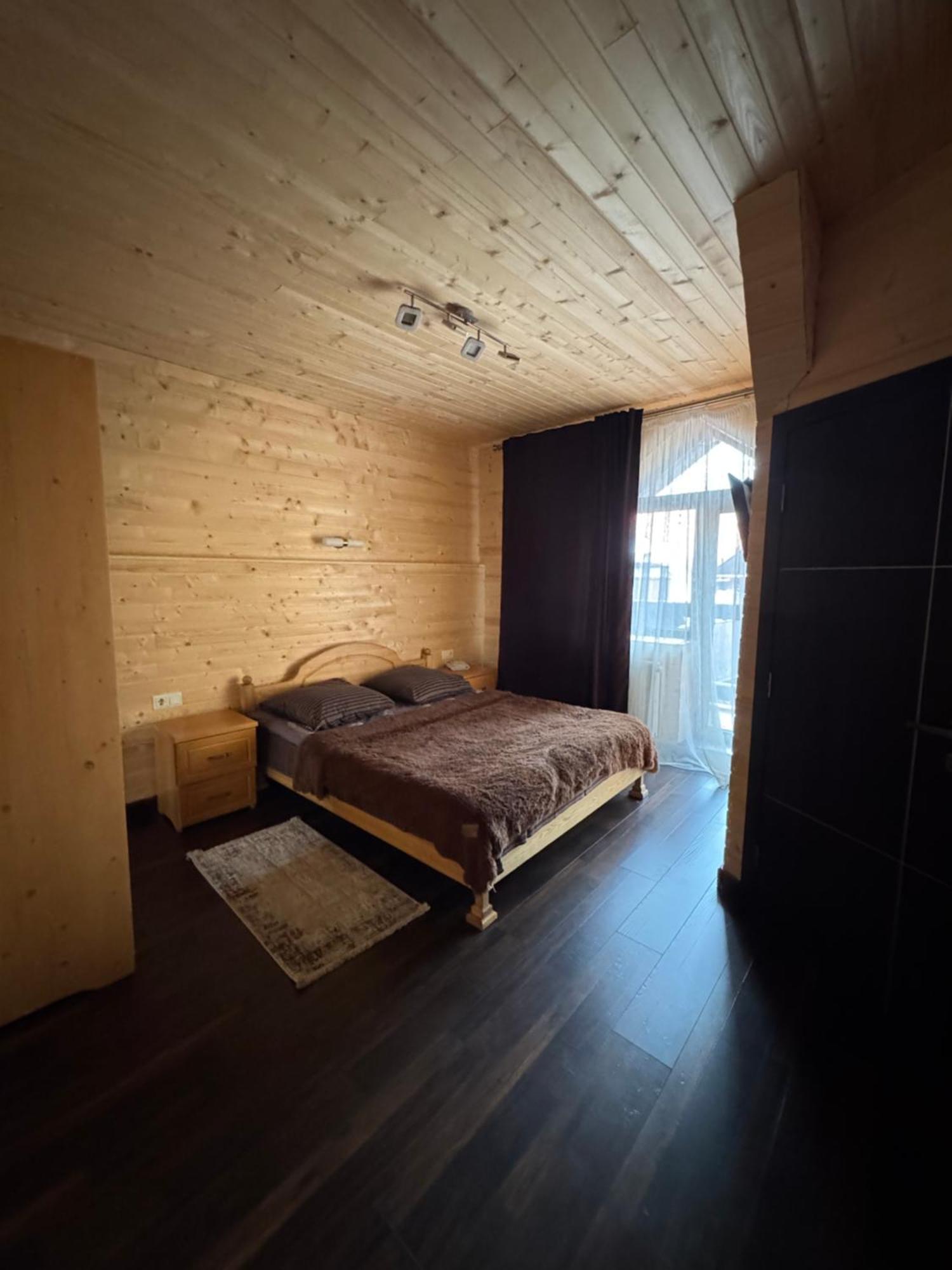 Опришок Hotel Poljanicja Kültér fotó